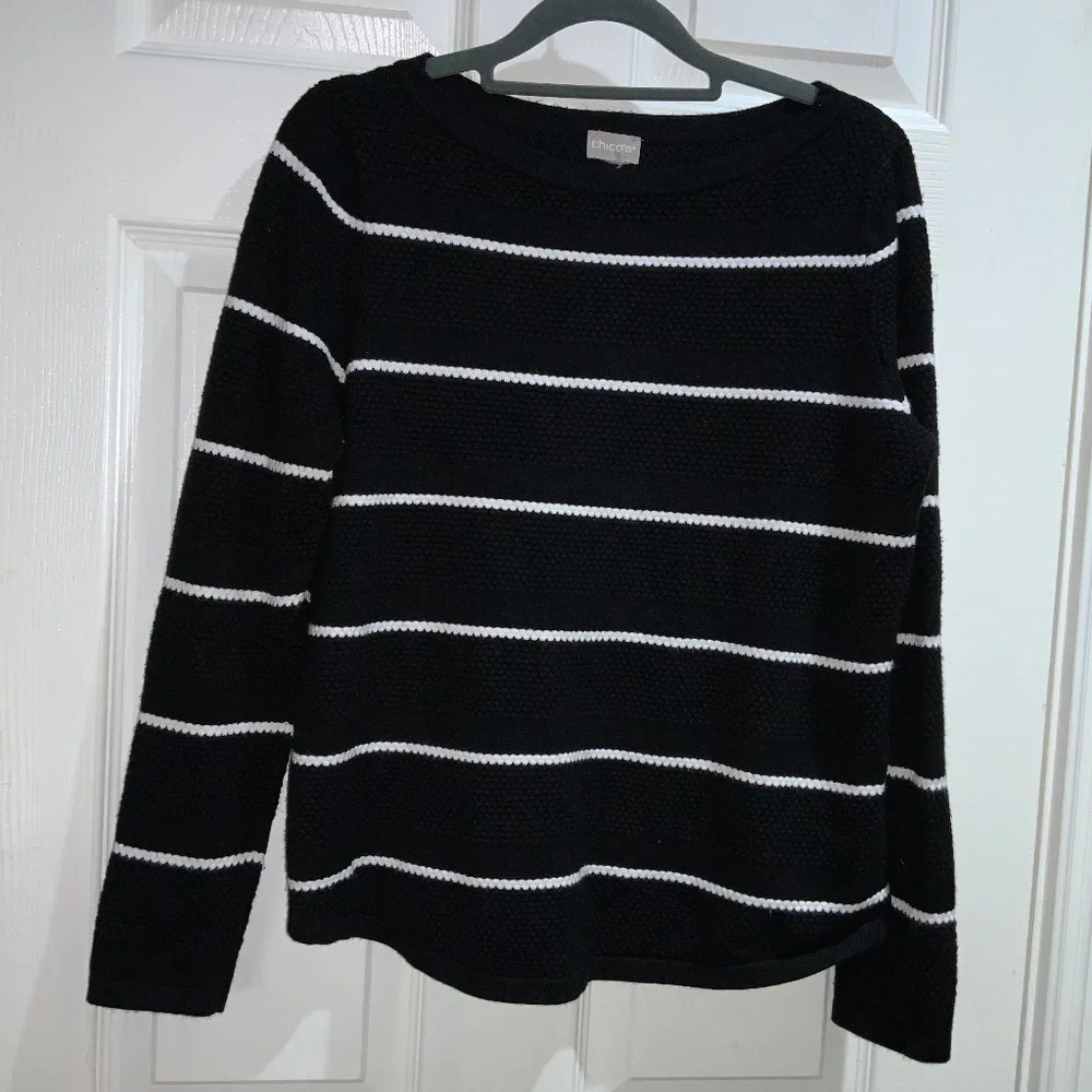 Chico’s striped crew neck sweater measures as L soft textured curved hem